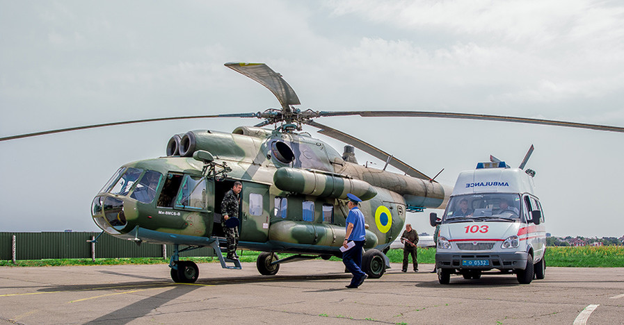 Из АТО в Киев эвакуировали трех тяжелораненых военных