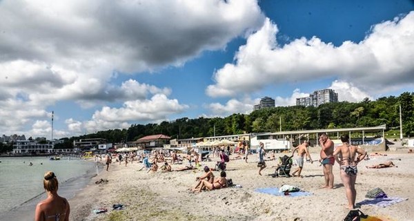 В Одессе временно закрыли шесть пляжей