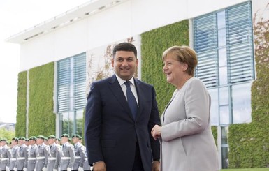 Меркель заявила, что выборы в Донбассе невозможны