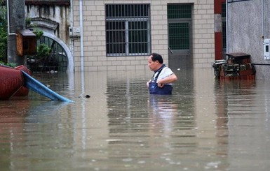 Жертвами наводнения в Китае стали 186 человек