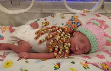 В Тернополе чудо-осьминожки помогают выхаживать недоношенных малышей