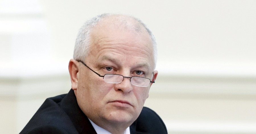 Министр экономики заработал в июне 27 тысяч гривен