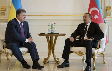 Порошенко встретился с президентом Азербайджана