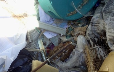Киевлянин нашел гранату, выкидывая мусор 
