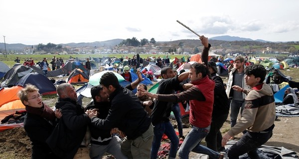В Венгрии произошла массовая драка мигрантов