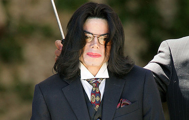 Майкл Джексон колол гормоны против полового созревания