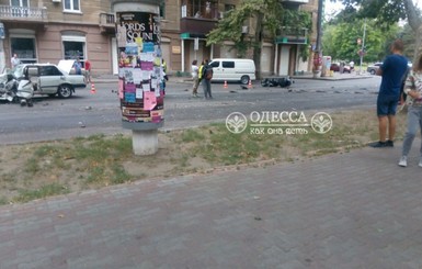 В Одессе в столкновении трех автомобилей пострадала жена Бориса Барского