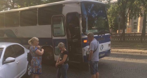 Очевидец сообщил о дерзком ограблении автобуса в Днепре
