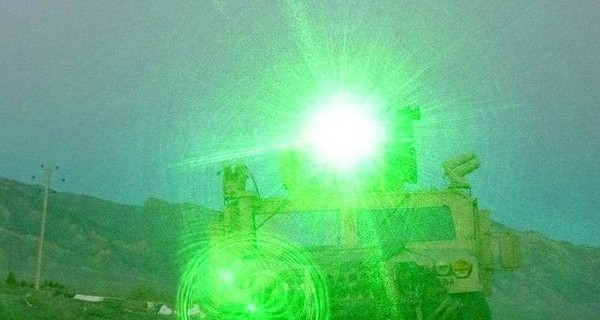 Против украинских военных применили запрещенное лазерное оружие?