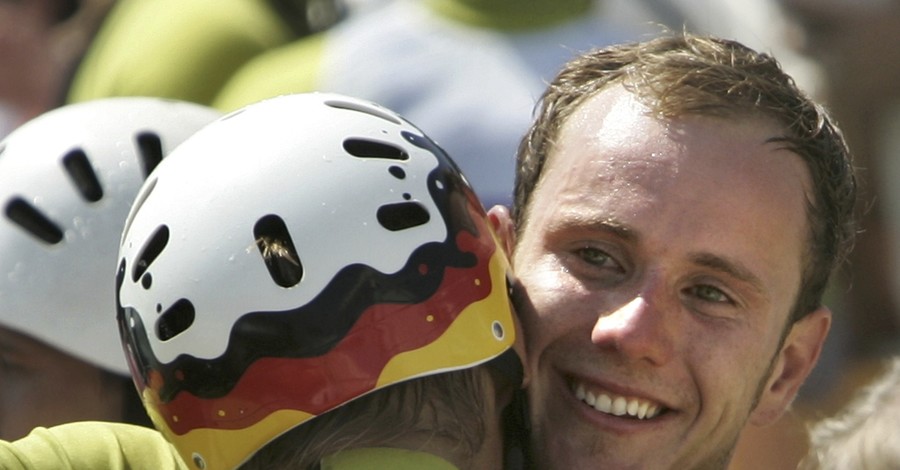 Погибший в Рио в ДТП немецкий тренер стал донором