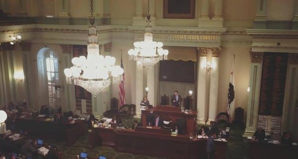 Ассамблея штата Калифорния приняла две резолюции по Украине