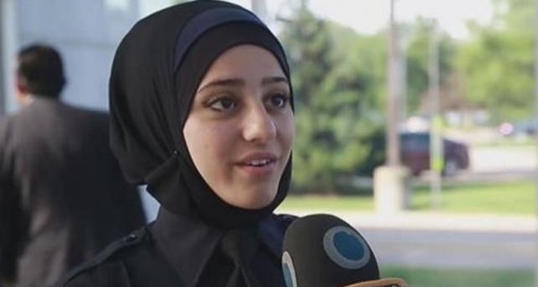 Турецким женщинам-полицейским разрешили носить хиджаб