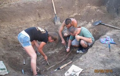В Днепропетровской области нашли захоронение гигантского скифского воина