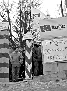 Польша вошла в Шенген: украинцы два дня не могли выехать в соседнюю страну 