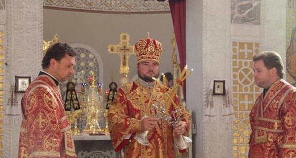 У известного священника УПЦ МП заметили дорогой аксессуар: появились фото