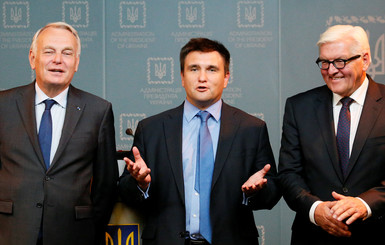 Глава МИД Франции: Украина должна принять закон о спецстатусе Донбасса
