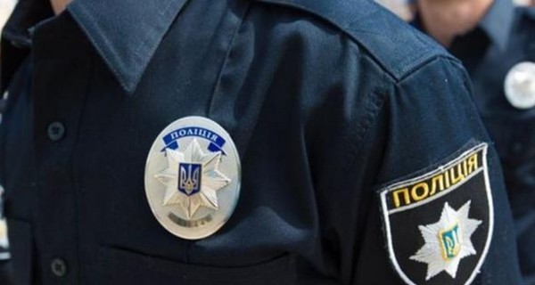 В Киеве пьяный избил военного, который охранял посольство