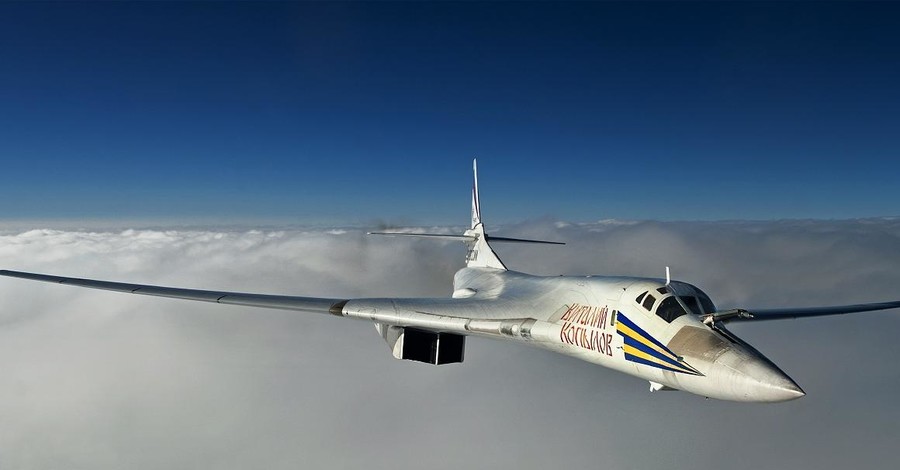 ВВС четырех стран подняли свои истребители на перехват российских Ту-160