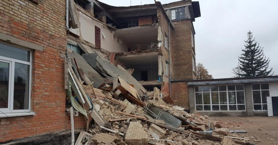 В школе Киевской области рухнула капитальная стена во время уроков