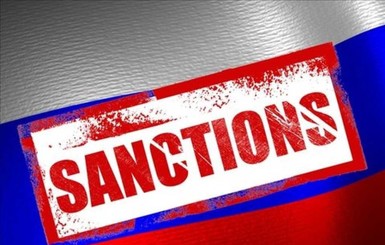 Экономист рассказал, против кого направлен запрет российских платежных систем