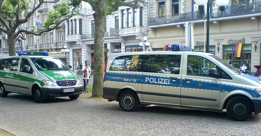 В Баварии неонацист расстрелял полицейских 