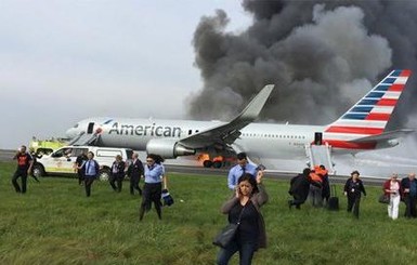 В Чикаго загорелся пассажирский самолет, пострадали 20 человек