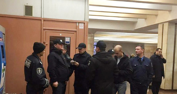 В киевском метро стреляют, но в Кабмине считают, что там безопасно