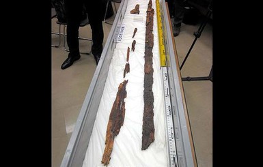 В Японии археологи нашли самый длинный меч