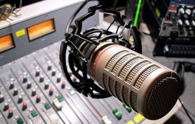 Закон о квотах для песен на радио вступил в силу