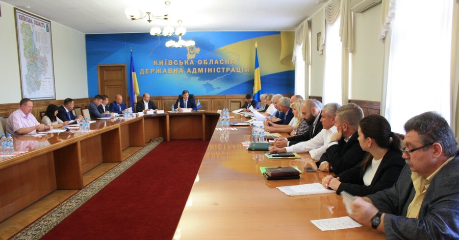 Губернатор Киевской области уволил всех замов