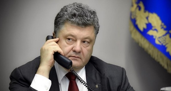 АП обвинила российские спецслужбы в телефонном розыгрыше Порошенко