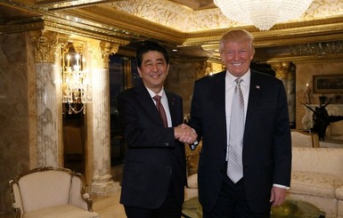 Трамп впервые после выборов встретился с главой другого государства 
