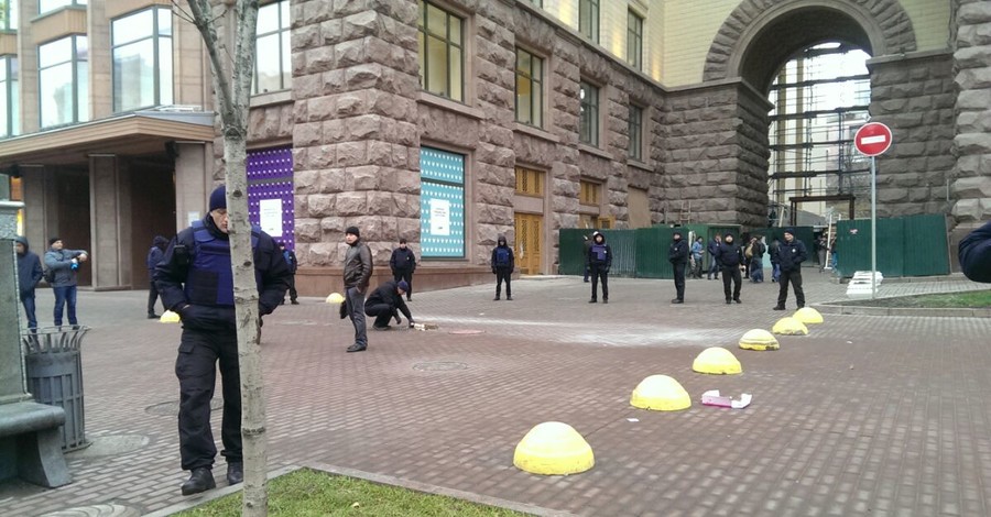 Соцсети: в центре Киева раздался взрыв 