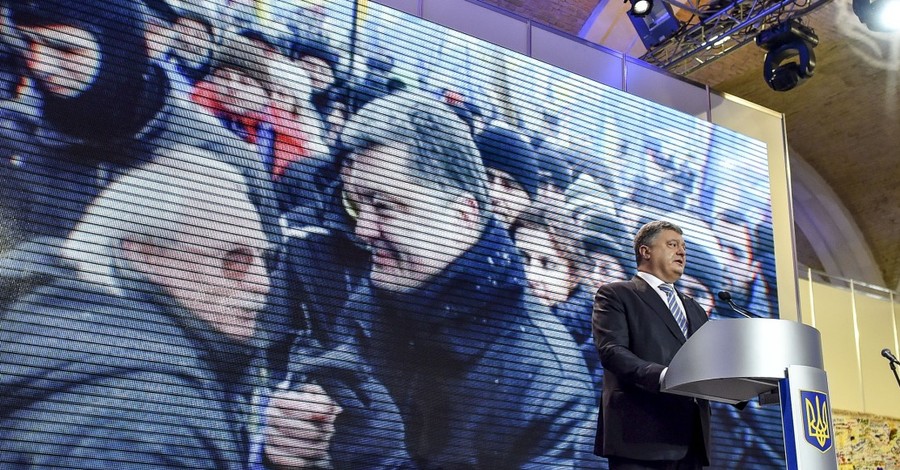 Порошенко: Я стал первым спонсором будущего музея-мемориала Майдана