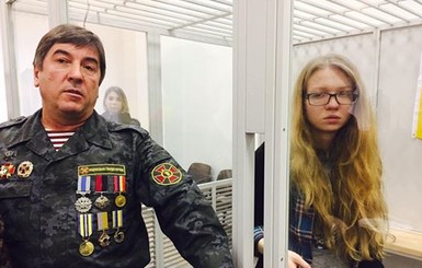 Депутат Тимошенко четыре часа сидел в наручниках с Заверухой