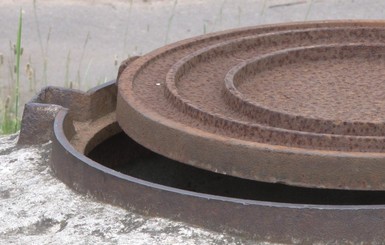 В Киеве уменьшилась численность краж канализационных люков