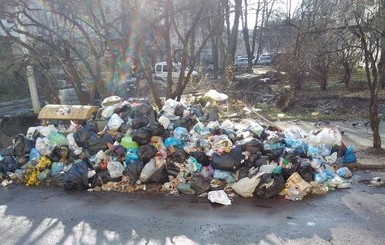 Львовская мэрия уже предлагает платить за прием мусора