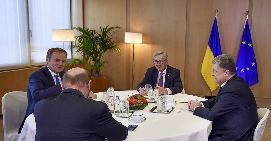 Порошенко поговорил о безвизе с президентами Евросоюза