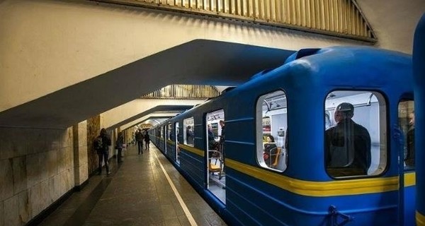 На Новый год киевское метро будет работать на 3 часа дольше