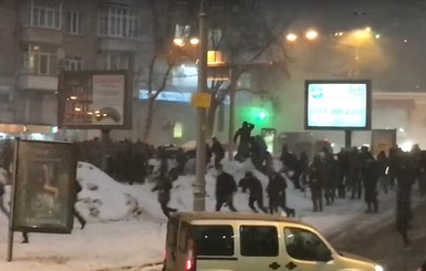 Драка в Киеве: 10 фанатов 