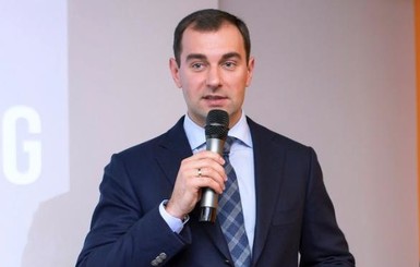 Валерий Омельченко предлагает ввести обязательное школьное IT образование