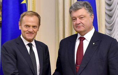Туск заявил, что поможет Украине с безвизовым режимом