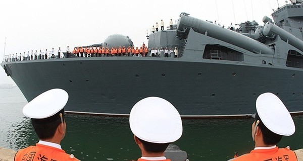 Китай вернул США подводный дрон