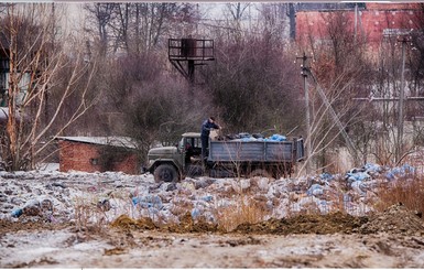 Львовским мусором засыпали спальный район города