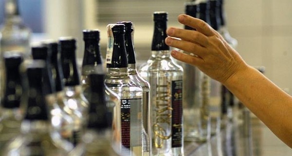 Антимонопольный комитет: запрет на продажу алкоголя ночью незаконен