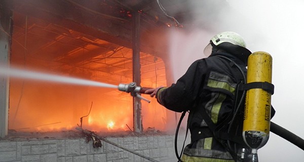 В Ровенской области на пожаре погибли двое детей