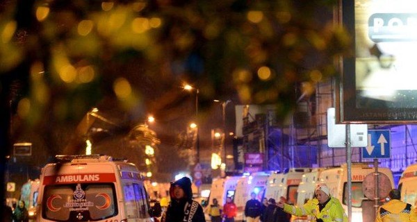 Подробности теракта в Стамбуле: нападавших было двое, пострадавших – десятки