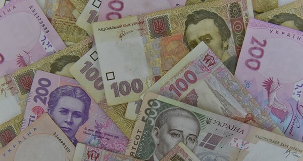 Минимальная зарплата украинцев выросла в два раза