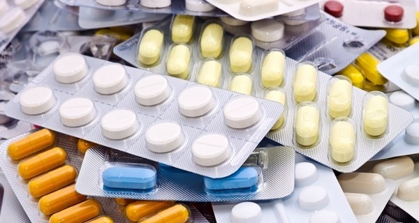 СМИ: цены на некоторые лекарства в Украине завышены в 14 раз