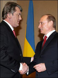 Ющенко и Путин не могли определиться как писать грамотно: «на Украине» или «в Украине». 